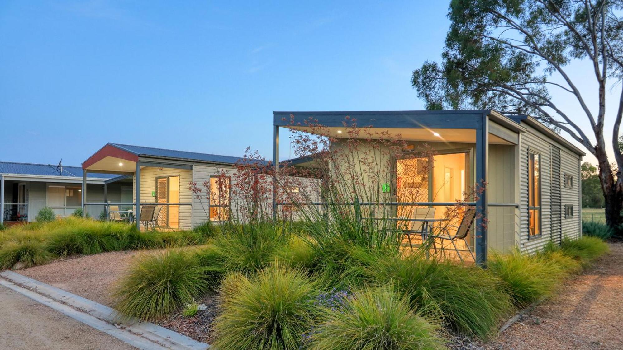 Yarrawonga Riverlands Tourist Park 外观 照片