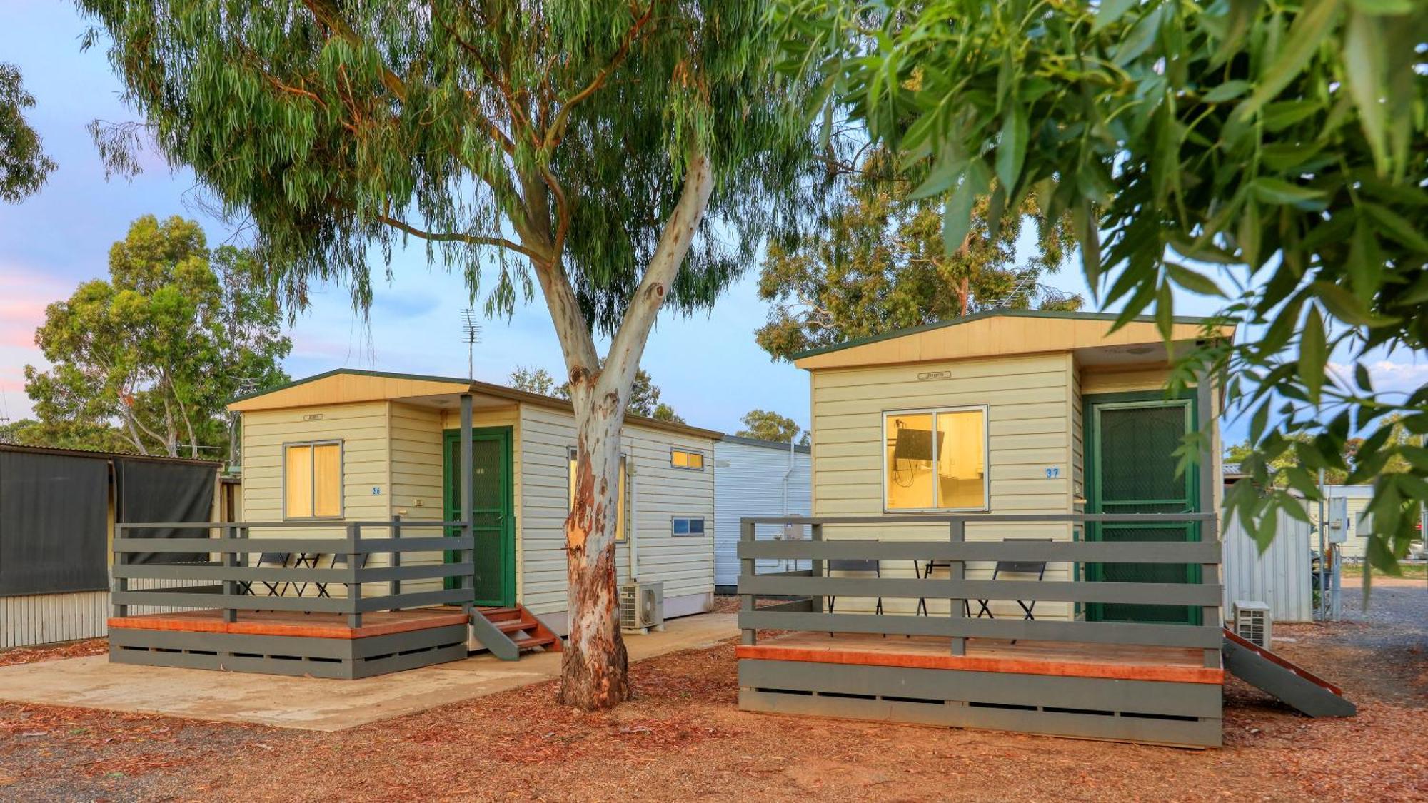 Yarrawonga Riverlands Tourist Park 外观 照片