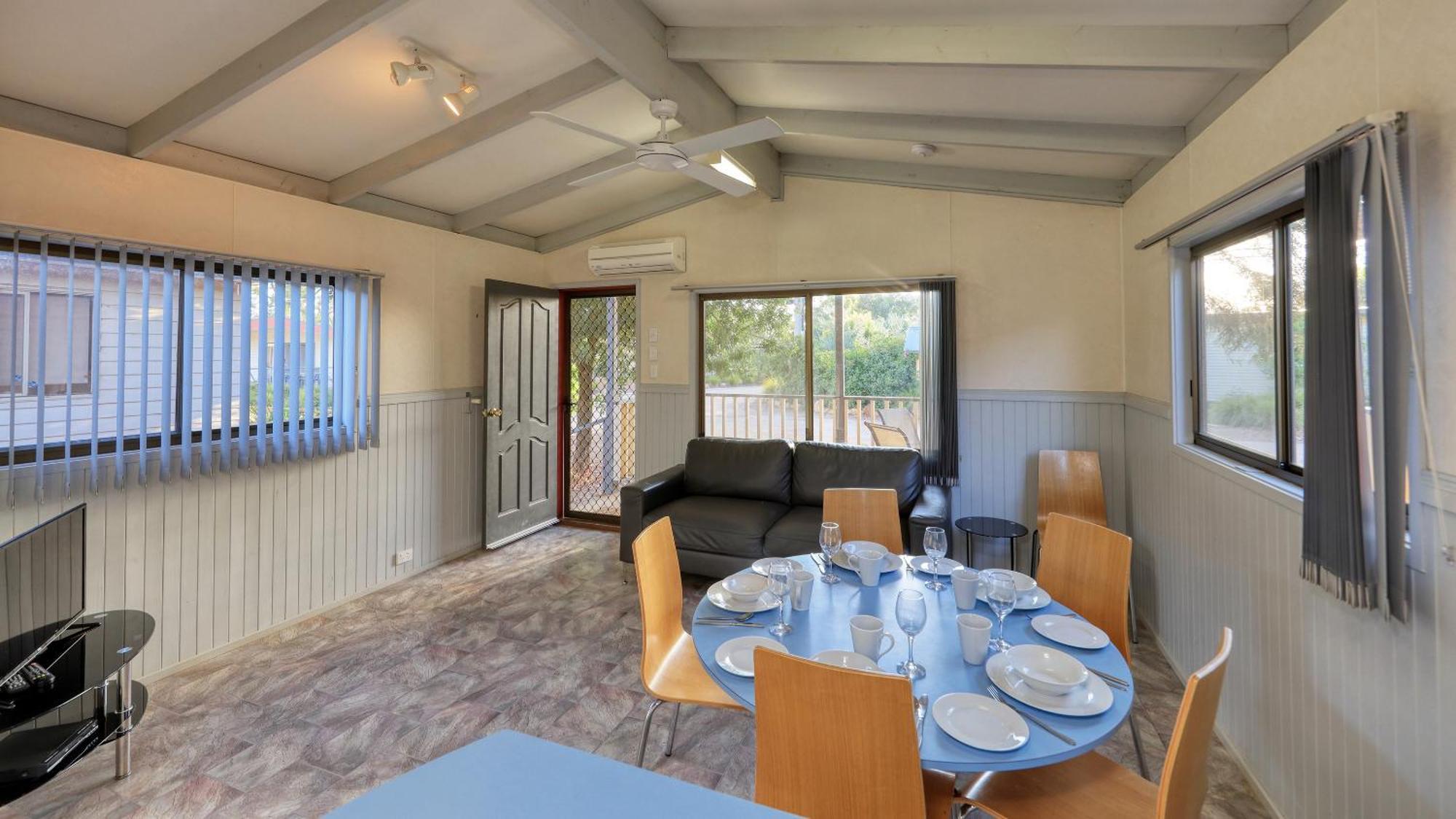 Yarrawonga Riverlands Tourist Park 客房 照片